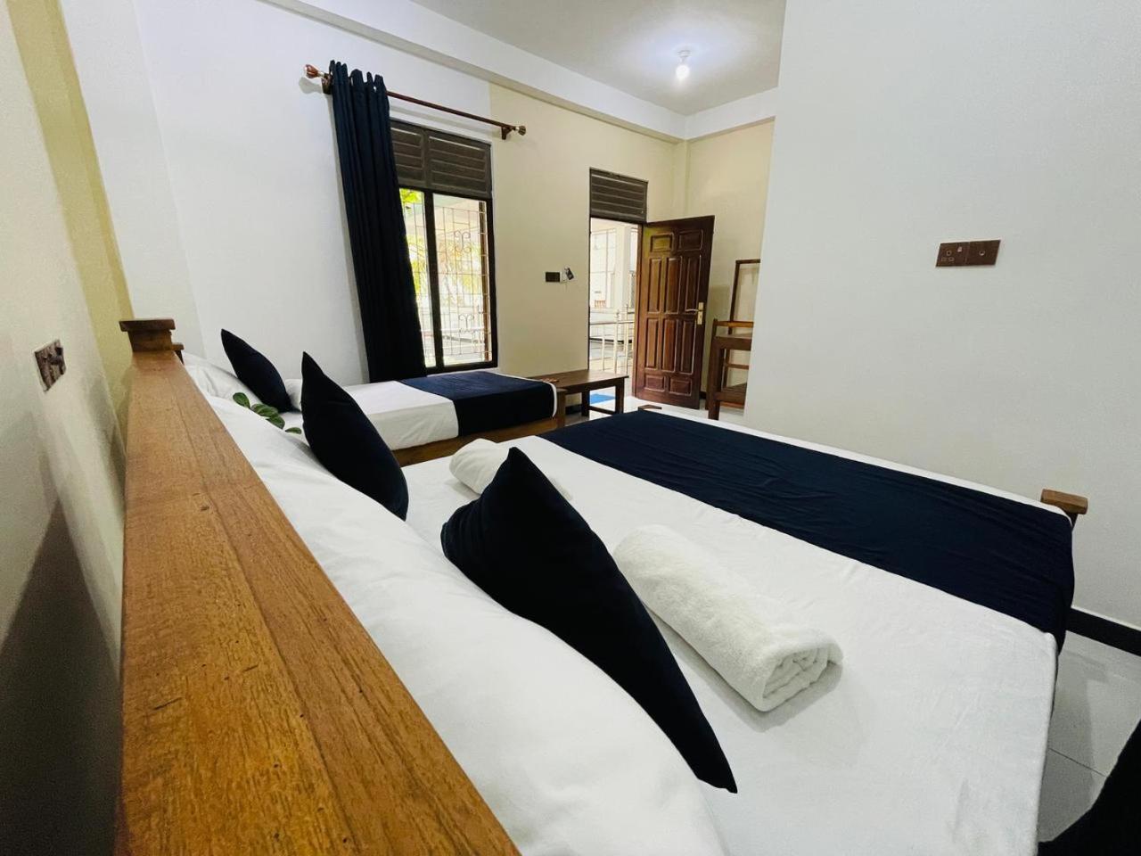 Natraj Guest House Trincomalee Ngoại thất bức ảnh