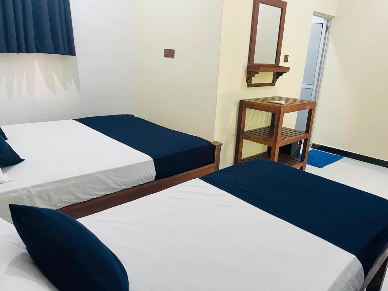 Natraj Guest House Trincomalee Ngoại thất bức ảnh